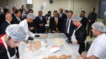 Bakan yardımcısı incelemelerde bulundu