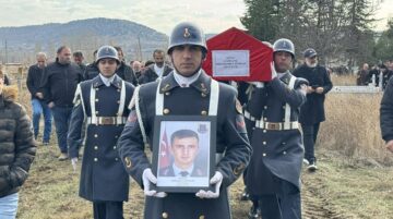 Uzman Çavuş dualarla uğurlandı
