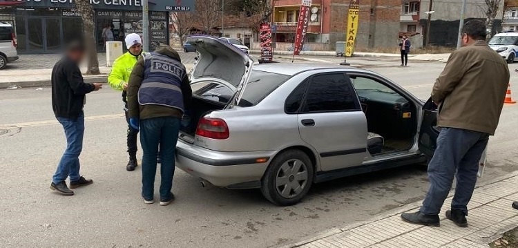Şok uygulamalarda 5 kişi yakalandı