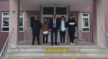 Gençler küfür ve argoya karşı yarıştı