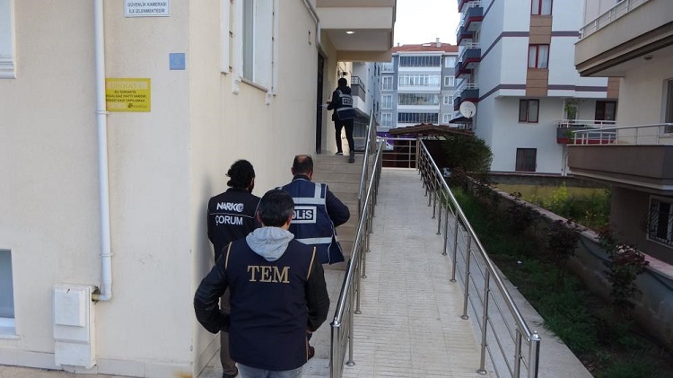 Uyuşturucu tacirlerine seri operasyon!