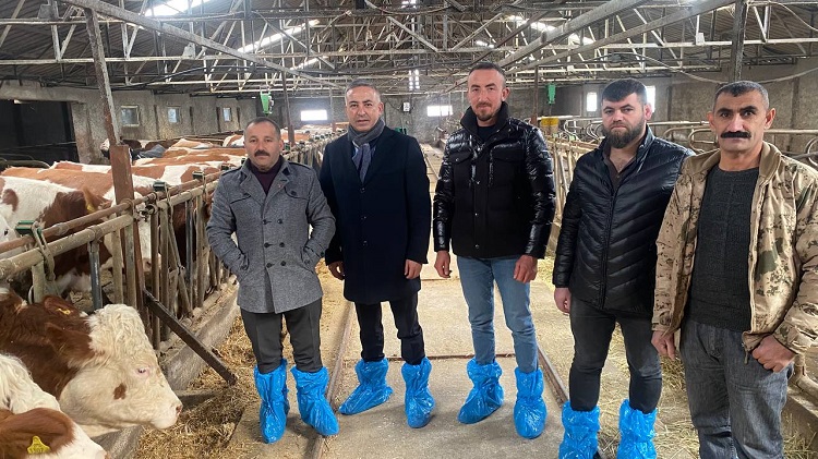Girdiler yüksek süt fiyatı düşük!