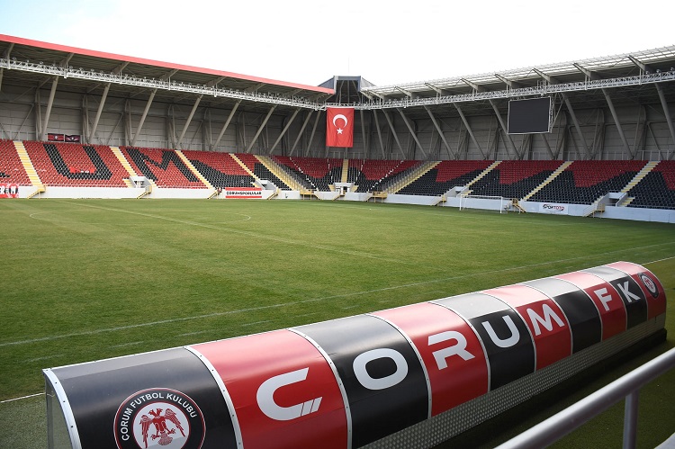 Şehir Stadyumunda iki tribün kapatıldı!