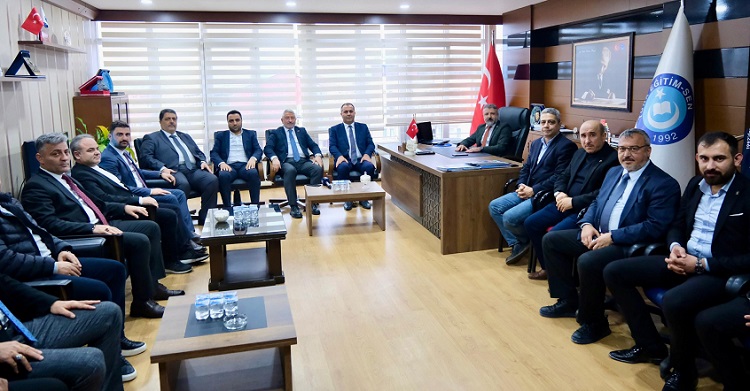 Kamu-Sen’den Başkan Aşgın’a destek