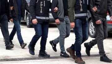 Motosiklet çalan zanlılar tutuklandı