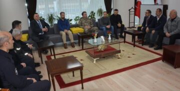 Depremzede çocukları ağırladı