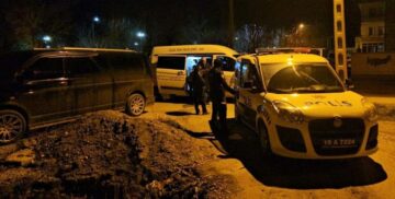 Tanımadığı kişiler ayağından vurdu!