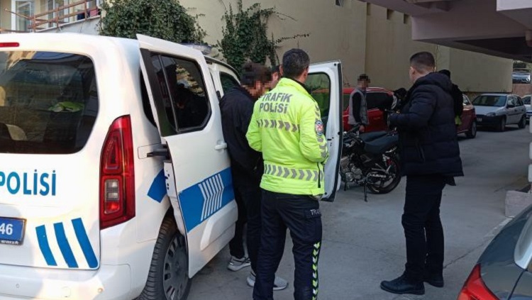 4 motosiklet sürücüsüne 63 bin TL ceza!