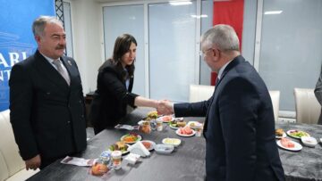 Aşgın muhtarlarla bir araya geldi