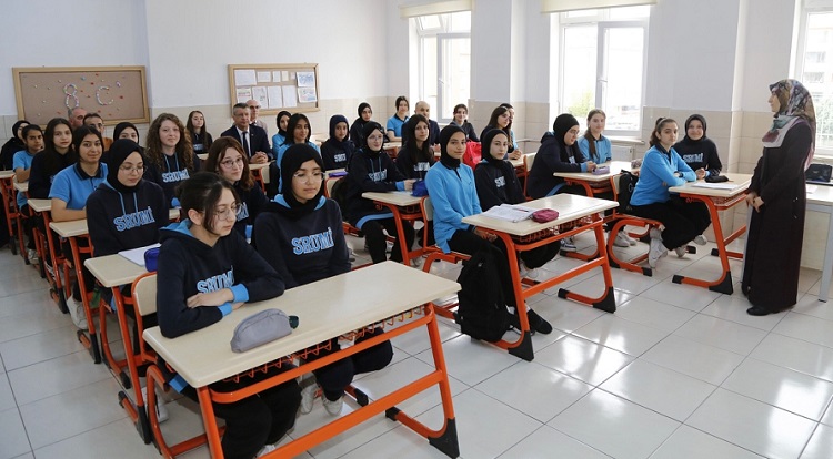 Öğrencilere 112 Çağrı merkezi anlatıldı