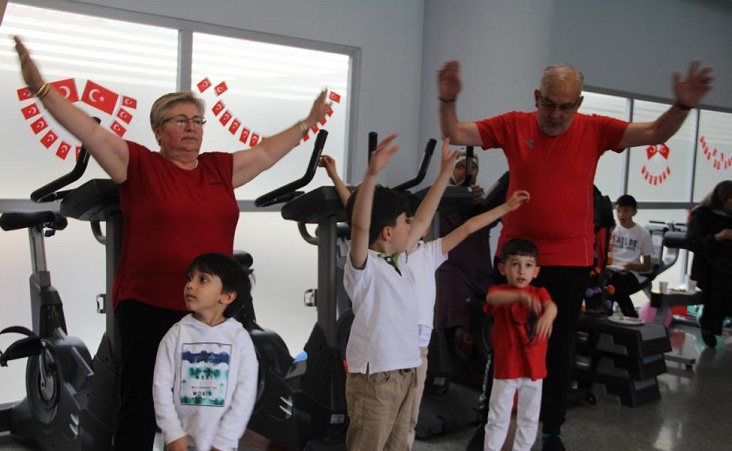 Dedeler ve torunlar sporda buluştu