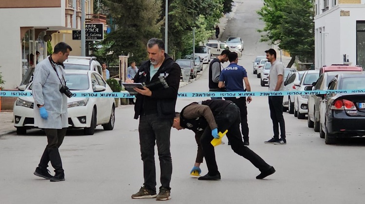  Silahlı kavgada 16 yaşındaki genç yaralandı