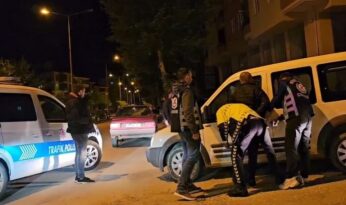 Dur ihtarına uymadı cezayı yedi!