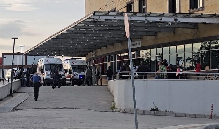 Aracında kriz geçirdi kurtulamadı!