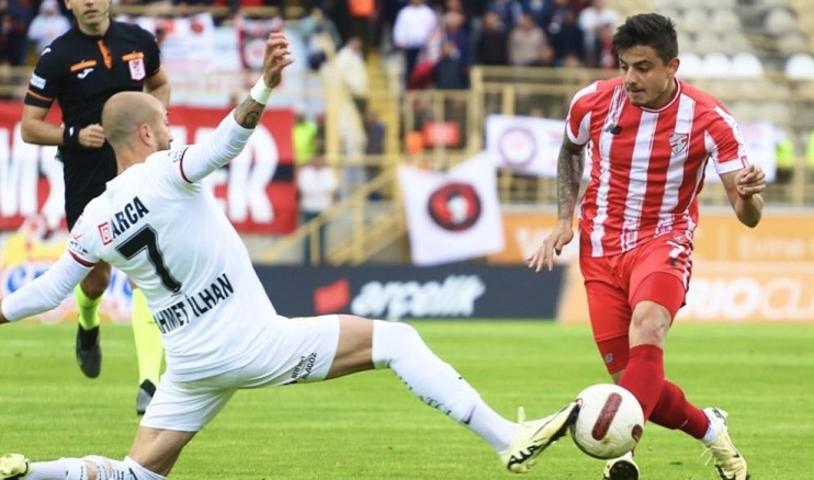 Çorum FK deplasmanda yenildi!