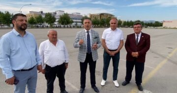 Yerine getirilmeyen sözleri hatırlattı!