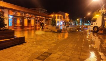 Caddelerde bayram temizliği başladı