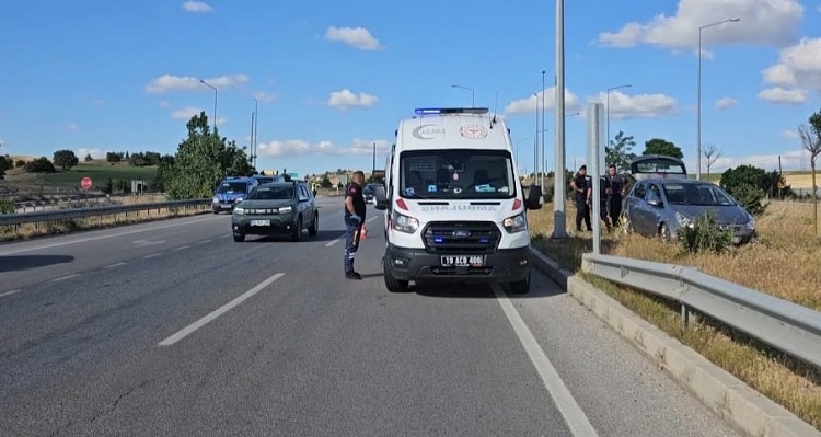 Uzman çavuş ve ailesi kazada yaralandı