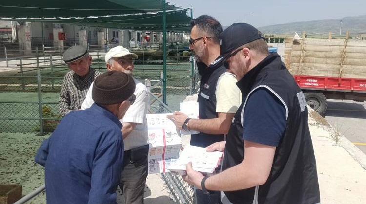 Hayvan pazarında sahte para uyarısı!