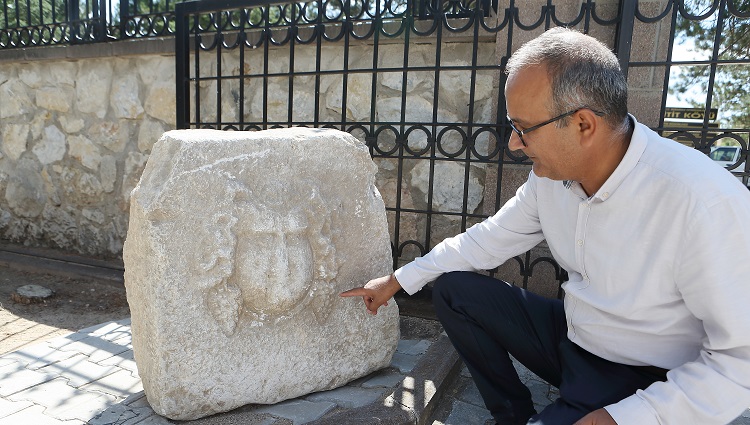 Çorum’da iki bin yıllık eser kazıda bulundu!