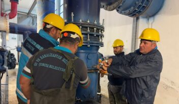 Belediye su arızasını kısa sürede çözdü