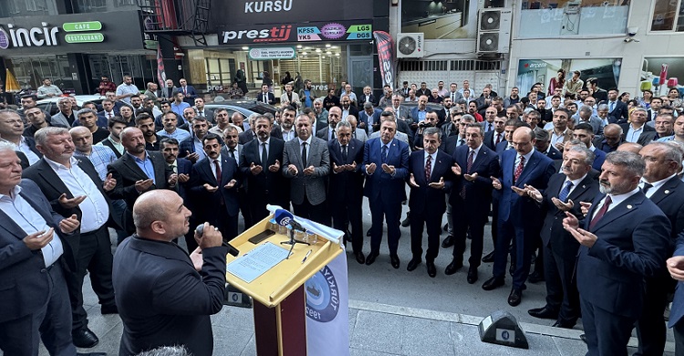 Kamu-Sen Çorum İl temsilciliği yeni binasında