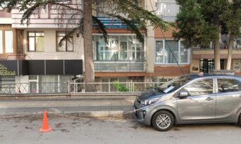 Kendini eve kilitledi yaptıkları şaşırttı!