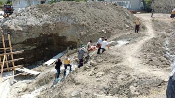 Elektrikli motosiklet köprü inşaatına düştü!