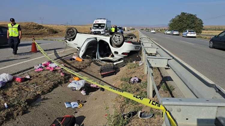 Çorum’daki kazada polis çift can verdi!