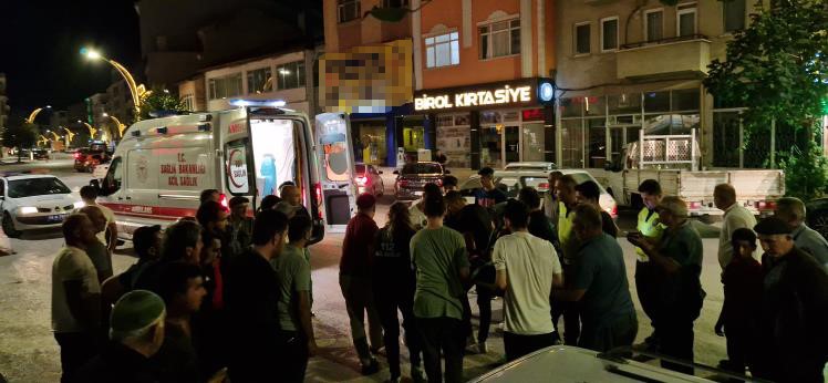 Park halindeki araca arkadan çarptı!