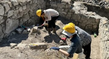 Öğrenciler mesleği sahada öğreniyor