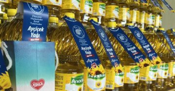 Belediye’den ihtiyaç sahiplerine ayçiçek yağı