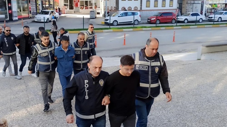 Çorum’dan 405 kişiyi 5 milyon tokatladılar!