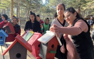 Özel öğrencilerden kuşlara sıcak yuva