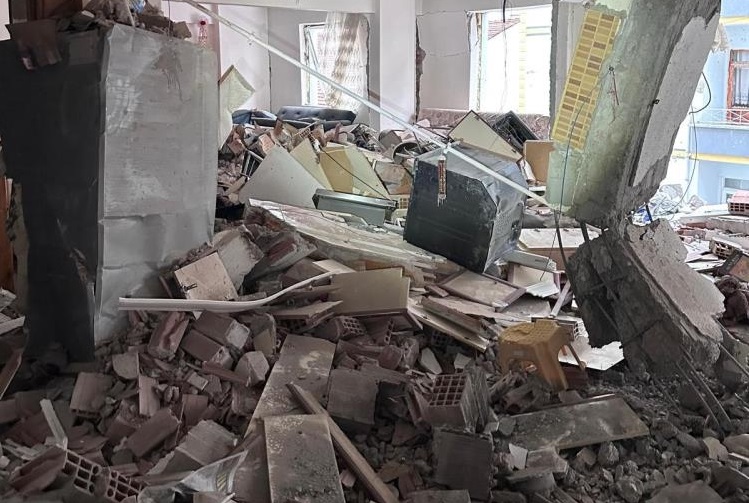 Patlamanın yaşandığı ev görüntülendi