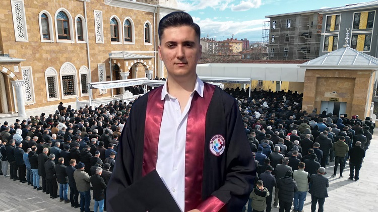 Baba ve oğlu gözyaşlarıyla uğurlandı