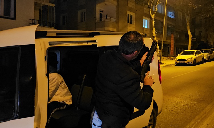 İşyerini kurşunladılar ama kaçamadılar!