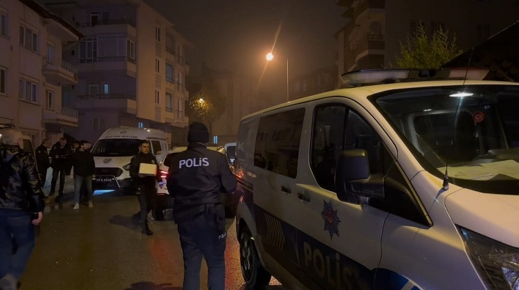 Düşük yaptı evin bahçesine gömdü!