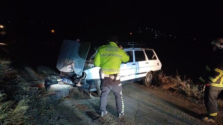 Alkollü sürücü kazada yaralandı