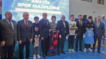 Amatör spor kulüplerine malzeme yardımı