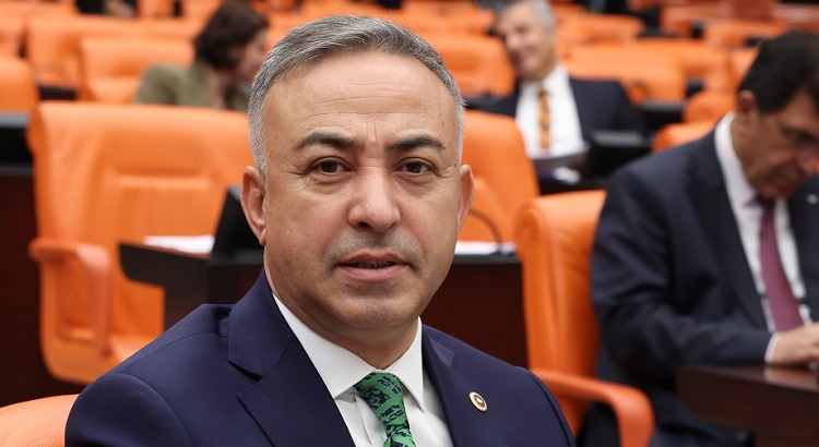 Esnafın sorunlarını Meclis’e taşıdı