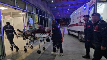Otomobil takla attı sürücü yaralandı