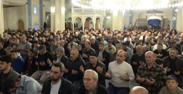 Kadir Gecesi dualarla idrak edildi