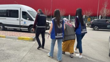 Dilencilerin paraları çoraplardan çıktı