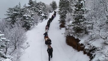 Doğa severler manzaranın tadını çıkardı