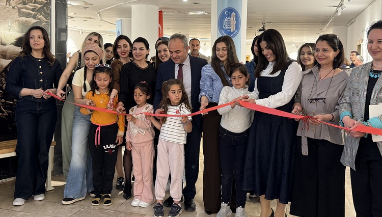 Özgün baskı resim sergisi açıldı