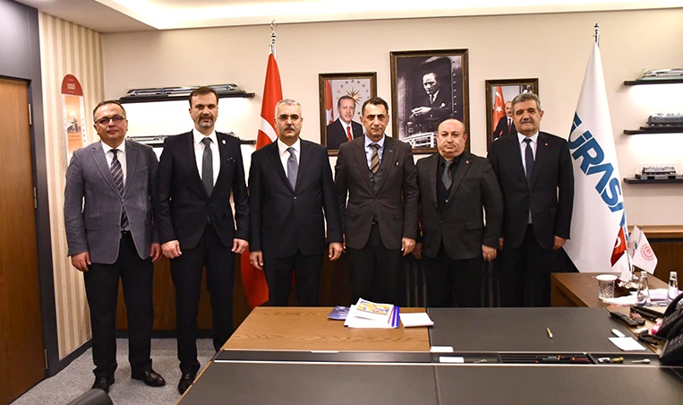 Çorum’da sanayicilerle bir araya geldiler