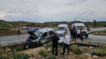 Sarmaşa’daki kazada 4 kişi yaralandı
