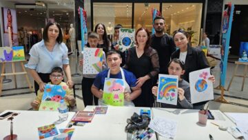 Sevgi Dolu Fırça İzleri resim sergisi