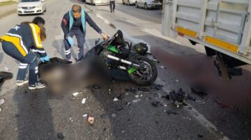 Motosiklet sürücüsü kazada can verdi